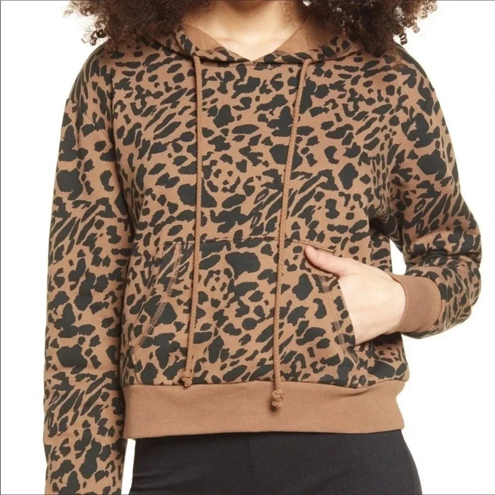 NWT BP Tan/Brown Leopard Print Long Sleeve Drawstring Cropped Pullover v6x